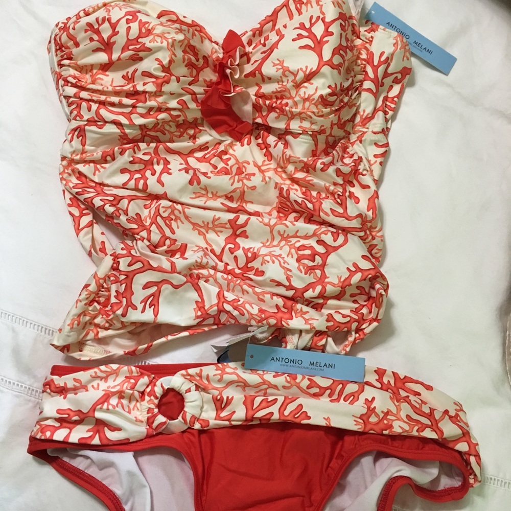 NWT Tankini bathing suit